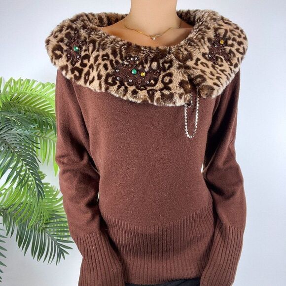 Vintage 90s Brown Beaded Faux Fur Classy Bedazzled Knit Winter Sweater Top / M - Picture 2 of 5